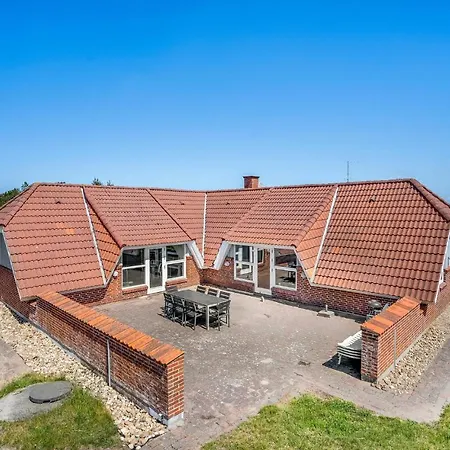 Holiday home Lovely In With Wifi Blavand