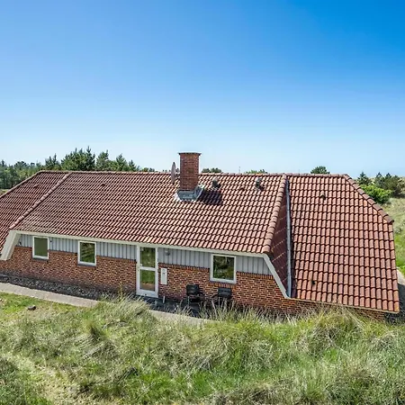 Cozy Home In Blavand With Sauna